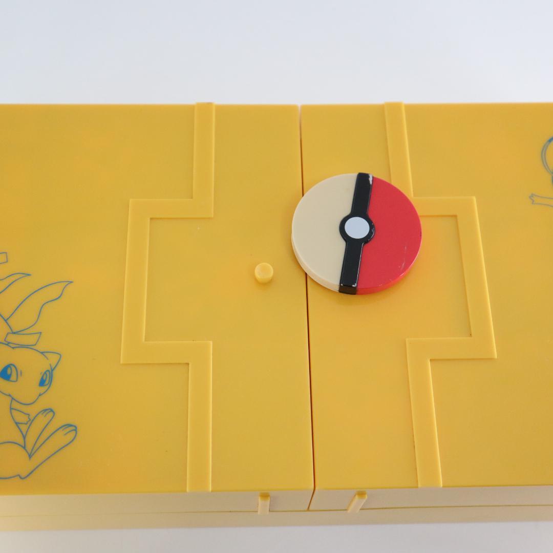 ポケモン モンコレ　コレクションケース 2004 現状品 取って部分が破損