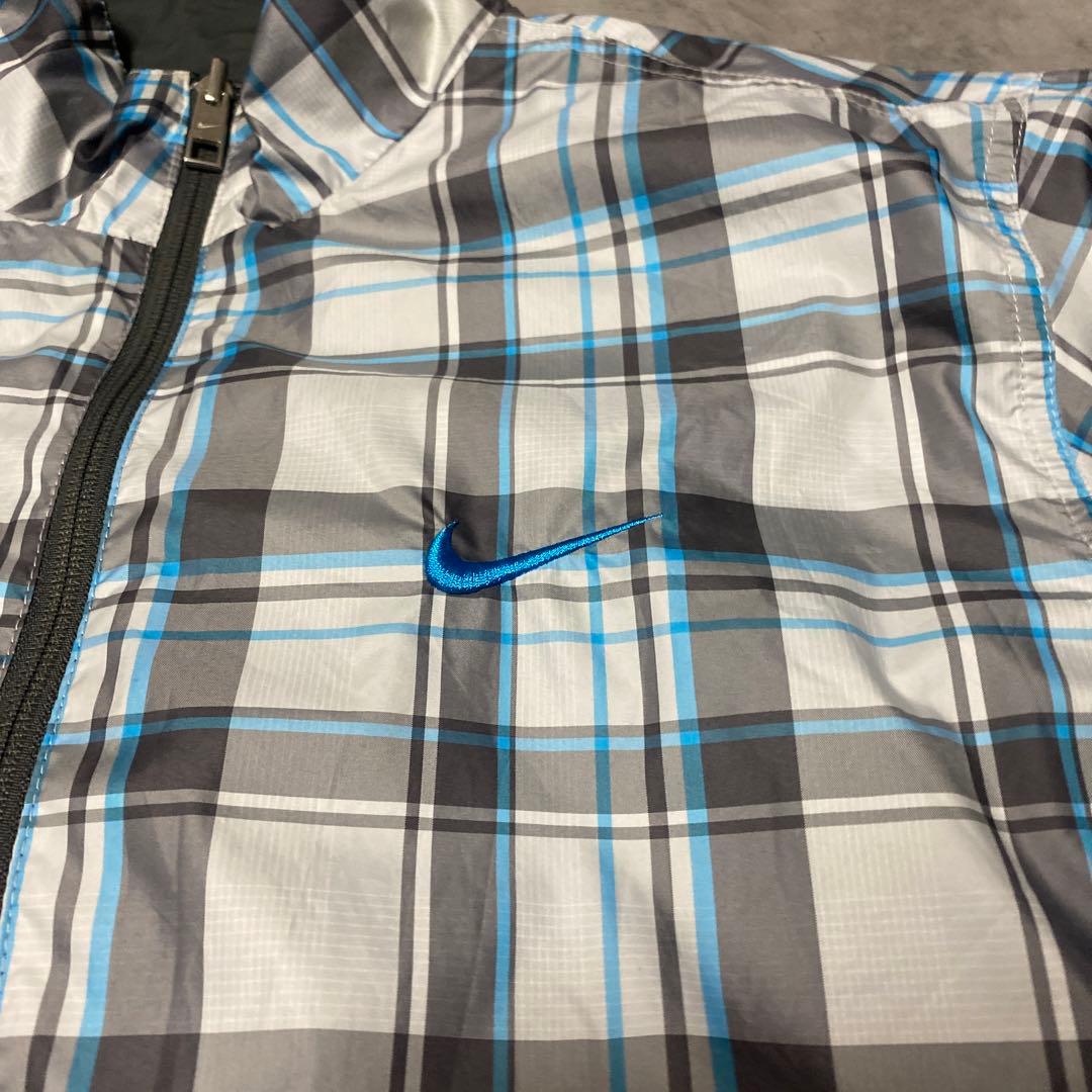 ナイキ　ナイロンジャケット　リバーシブル