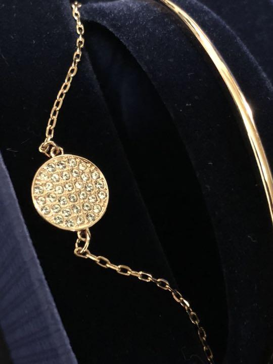 未使用 スワロフスキージンジャー バングル 2連 チェーン ブレスレット 値下 SWAROVSKI - 未使用 スワロフスキージンジャー バングル 2連
