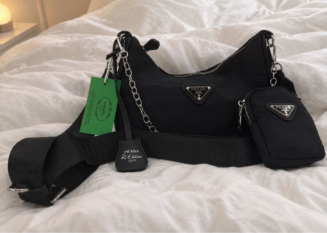 PRADA Re-Edition 2005 ショルダーバッグ
