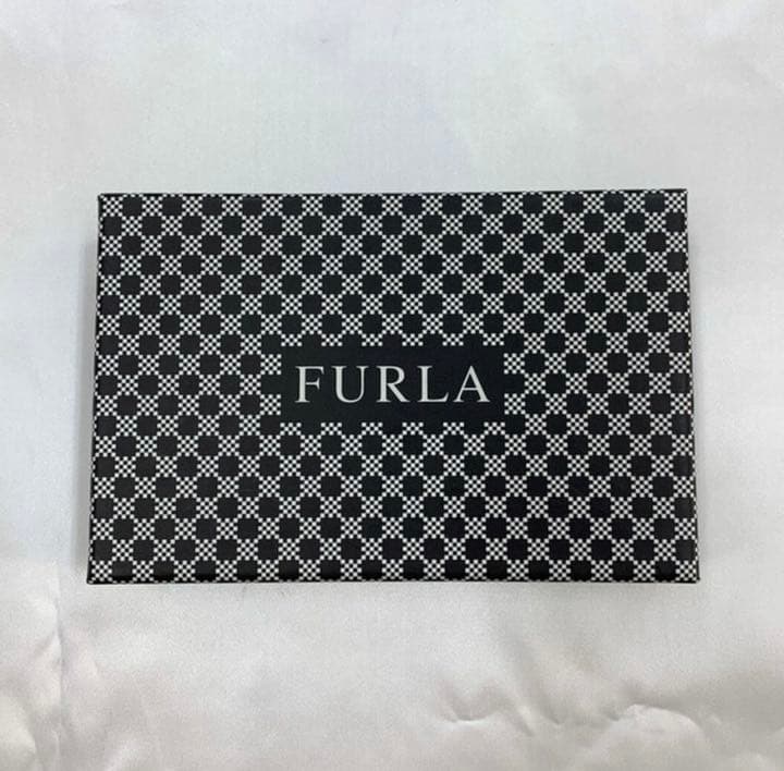 FURLA フルラジップコインケースMARTE