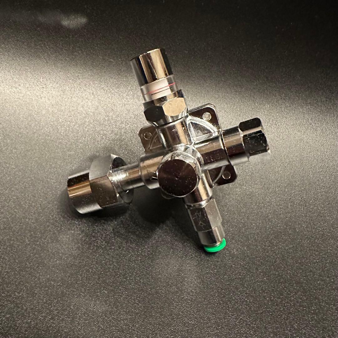 ビールサーバー用 減圧弁 ガスレギュレータ キリン 人気モデル 人気急上昇 アフターサポート 配送安心 ビールサーバー用 減圧弁 ガスレギュレータ キリン 人気モデル 人気急上昇 アフターサポート 配送安心