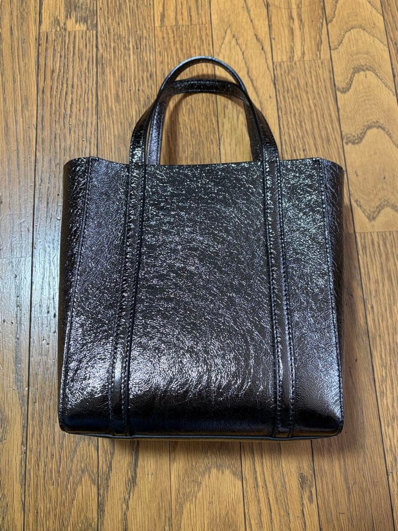 バレンシアガbalenciaga エブリデイトート xxs グリッターブラック