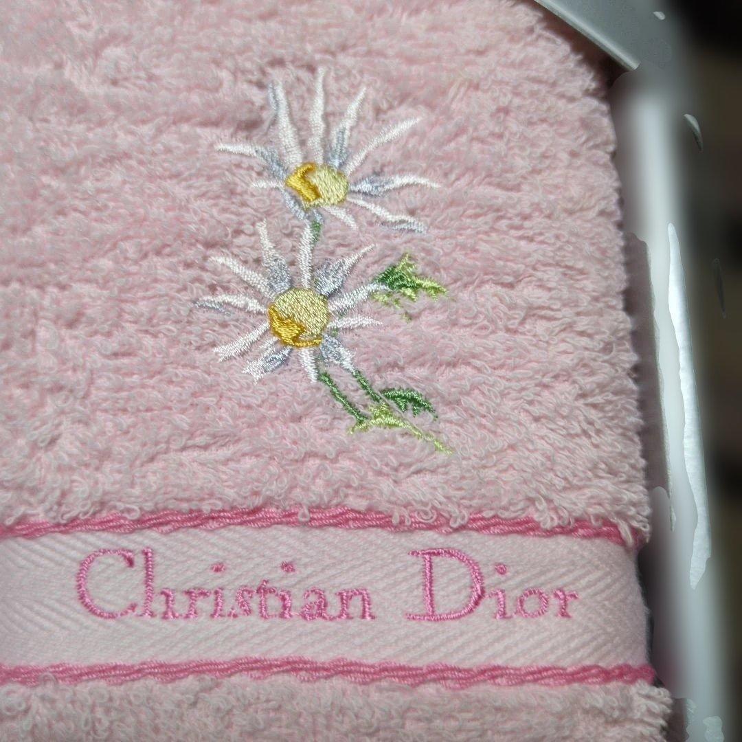 Christian Dior クリスチャンディオールタオルセット ピンク 花柄