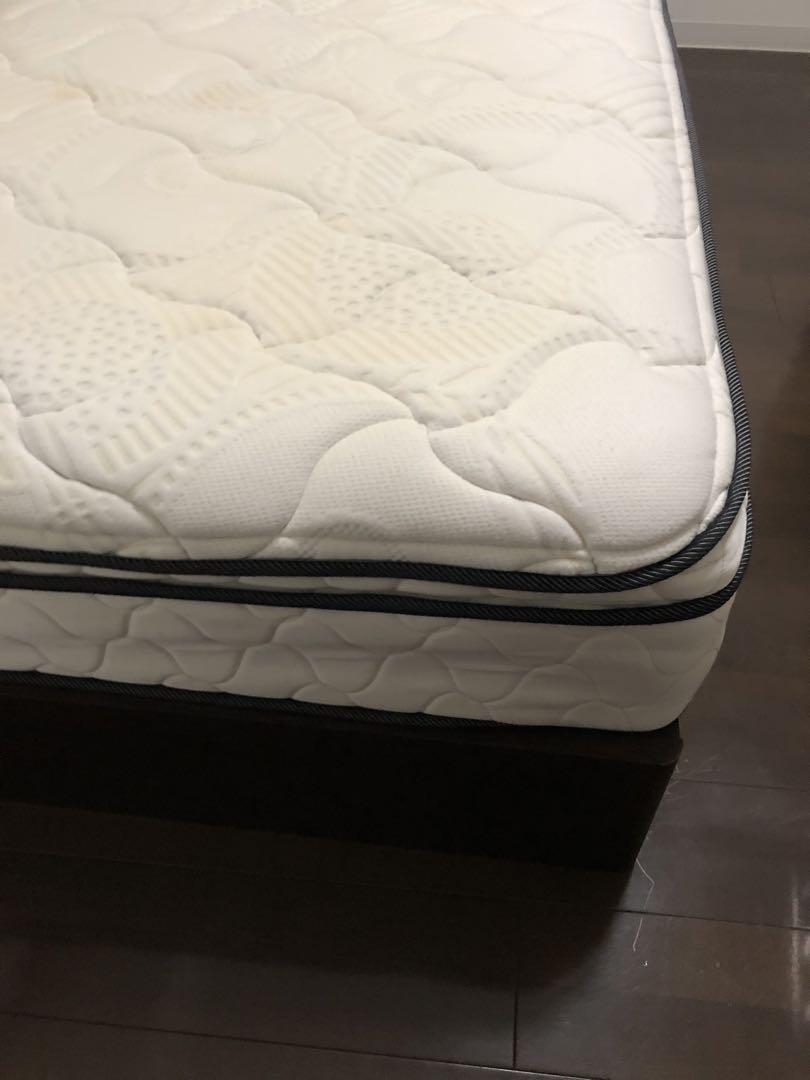 sealy クイーンサイズ　ベット　マットレス　引き出し付きベット