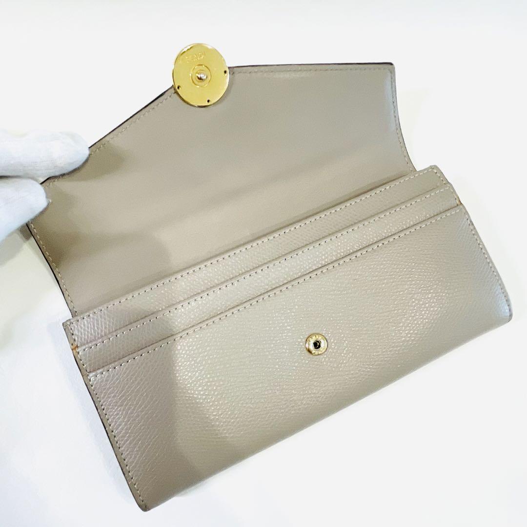 美品　フェンディ　エフイズ　長財布　F 金具　ロゴ　ベージュ　フラップ