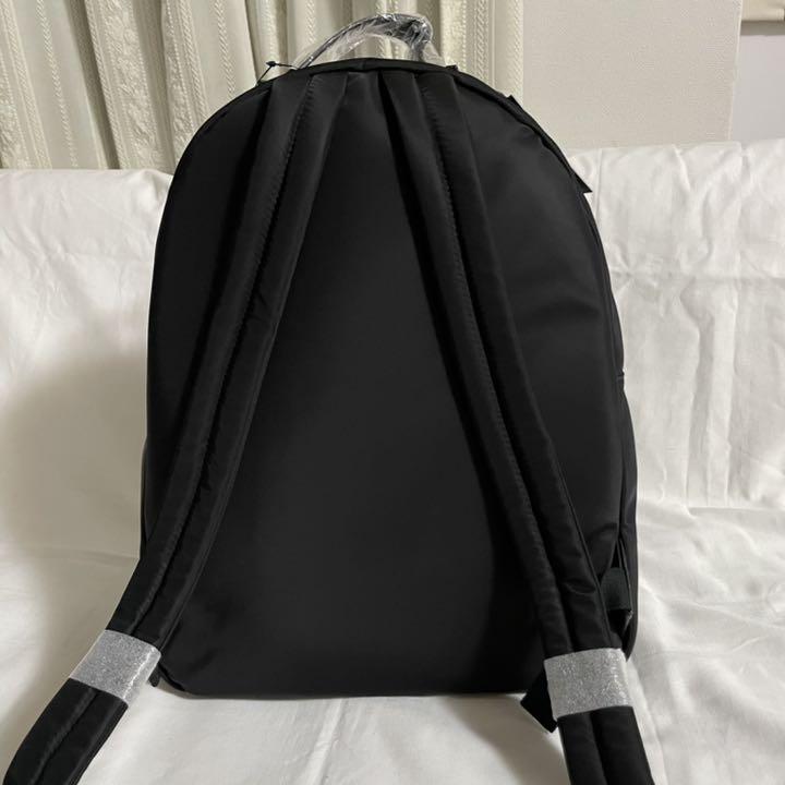 【新品】トミーヒルフィガー　黒　バックパック　リュック ラグジュアリー 大きめ