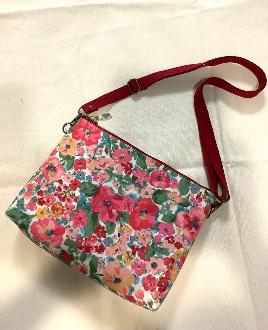 かすみ草様専用ページになります。