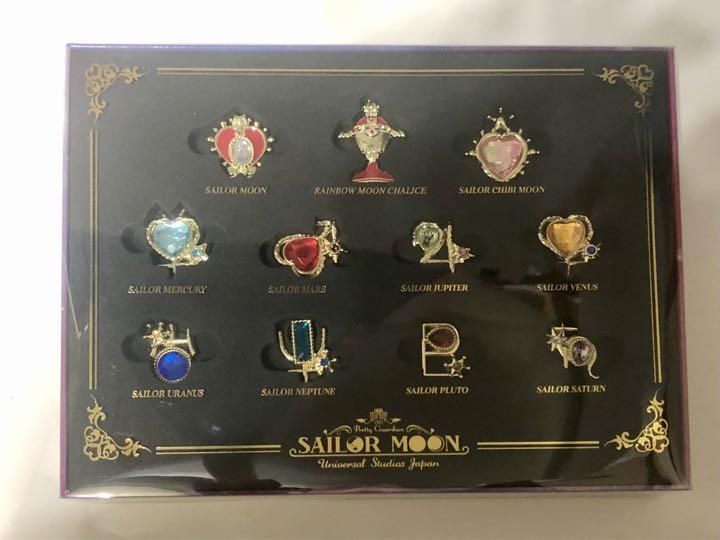 セーラームーン x USJ ピンズコンプリートセット