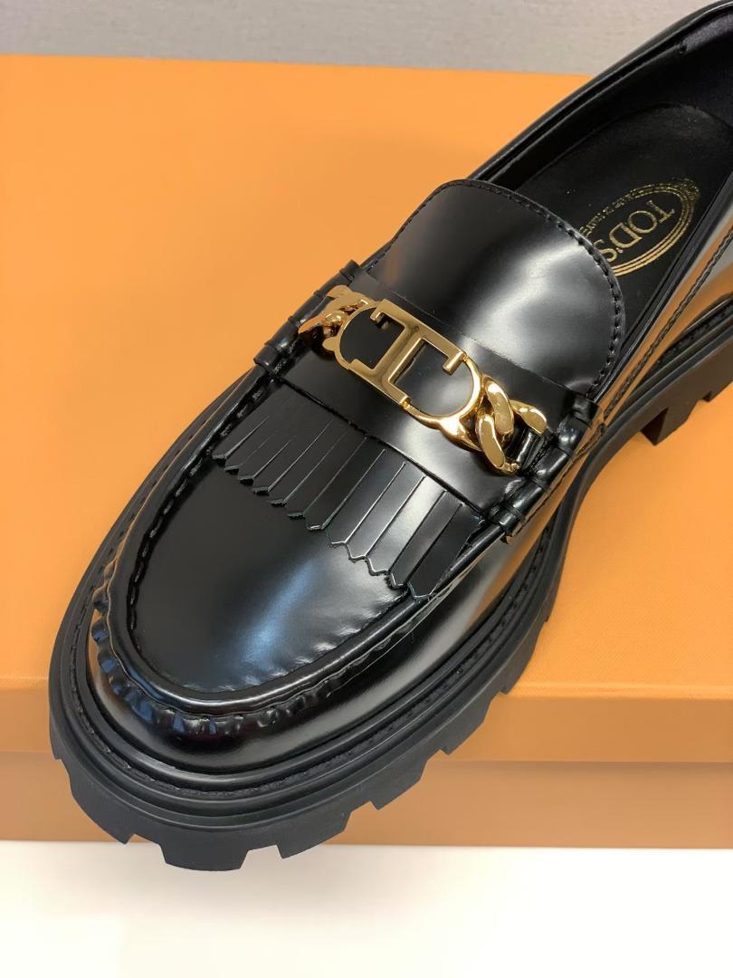 ◇ 中古◇TOD'S タイムレス レザー ローファー シューズ フリンジ 黒