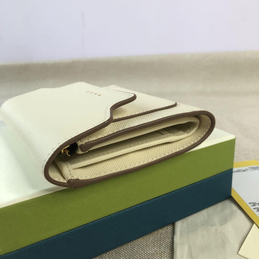 箱付き ◆MARNI◆マルニ レディース 折りたたみ財布 箱付き アイボリー