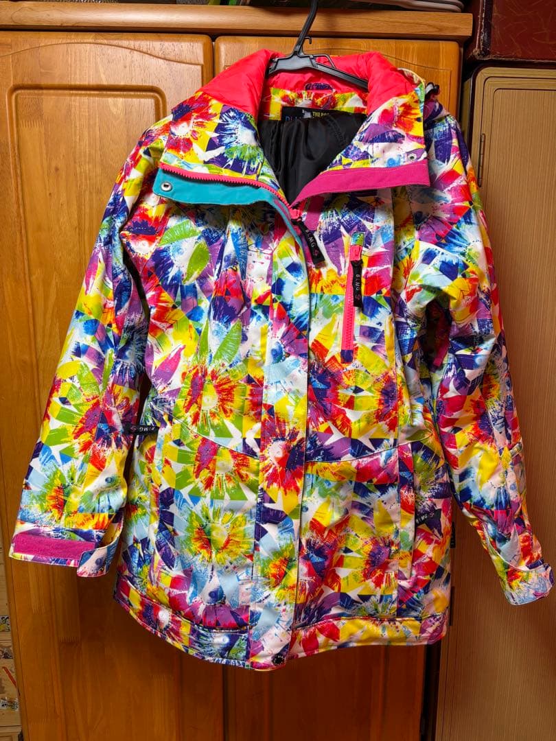 BLMG スノーボードウェアレディース カラフル花柄とパンツセット