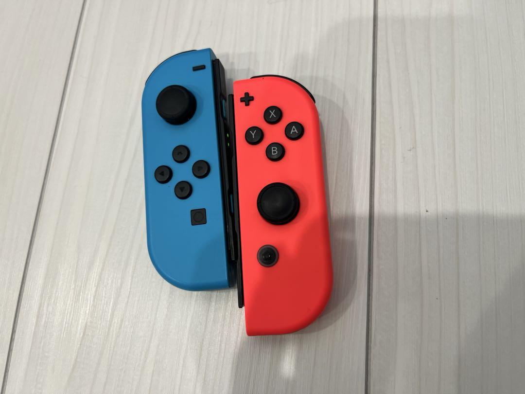Nintendo Switch ネオンブルー/ネオンレッド 本体♡