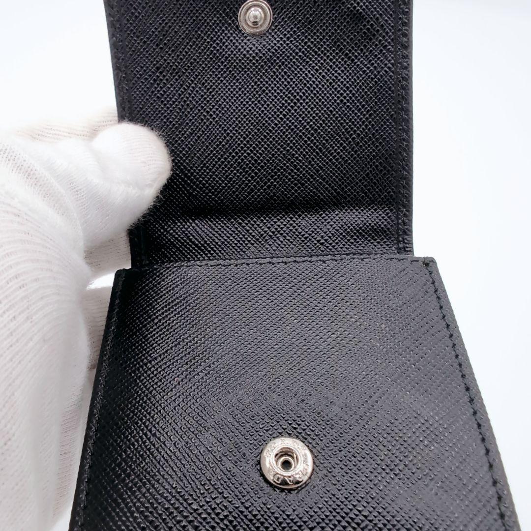 PRADA　プラダ　コインケース　サフィアーノ　レザー　革　黒