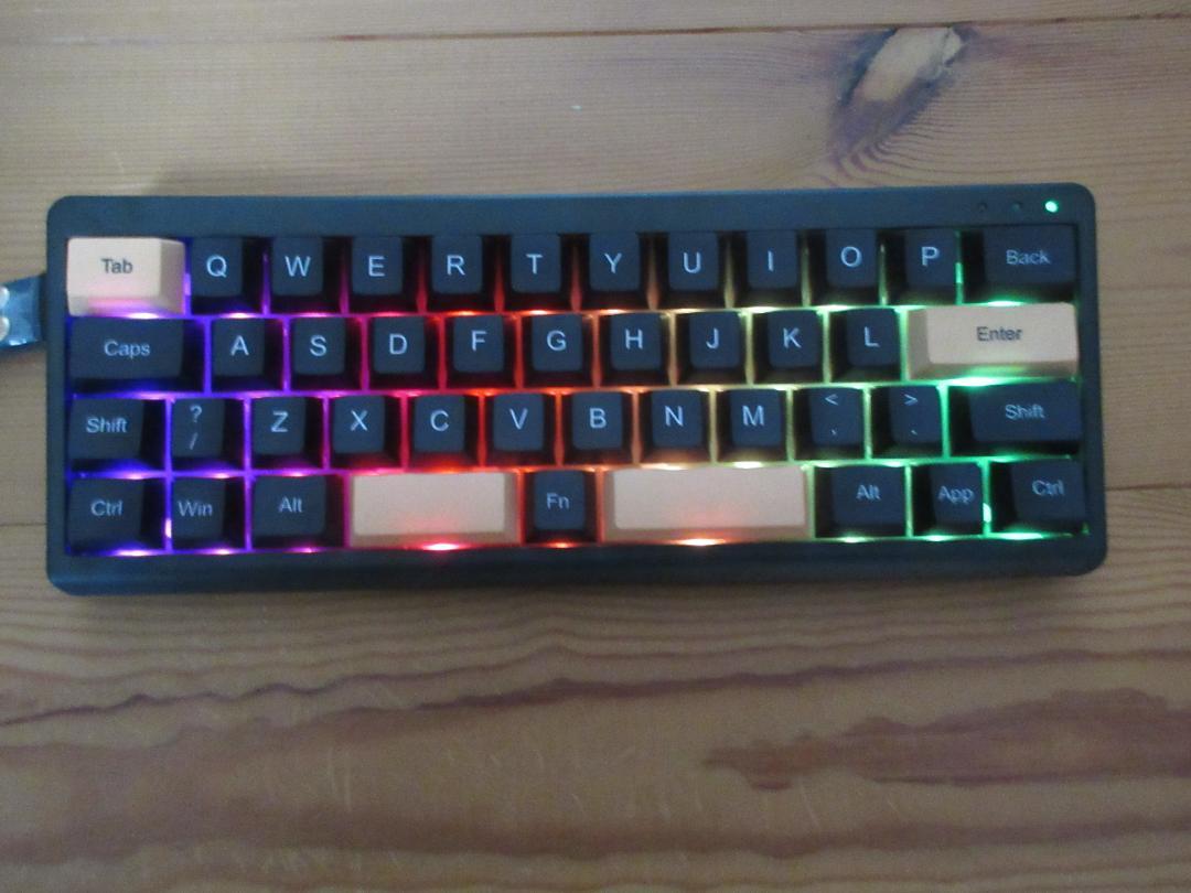 EPOMAKER 40%キーボード TH40 Wisteriaスイッチ