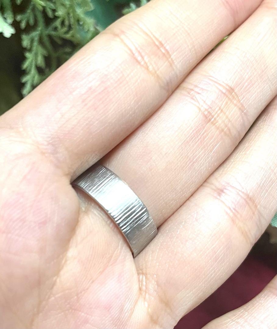 k18wg ブラックダイヤモンド メイン0.69ct メレ0.12 リング作家物