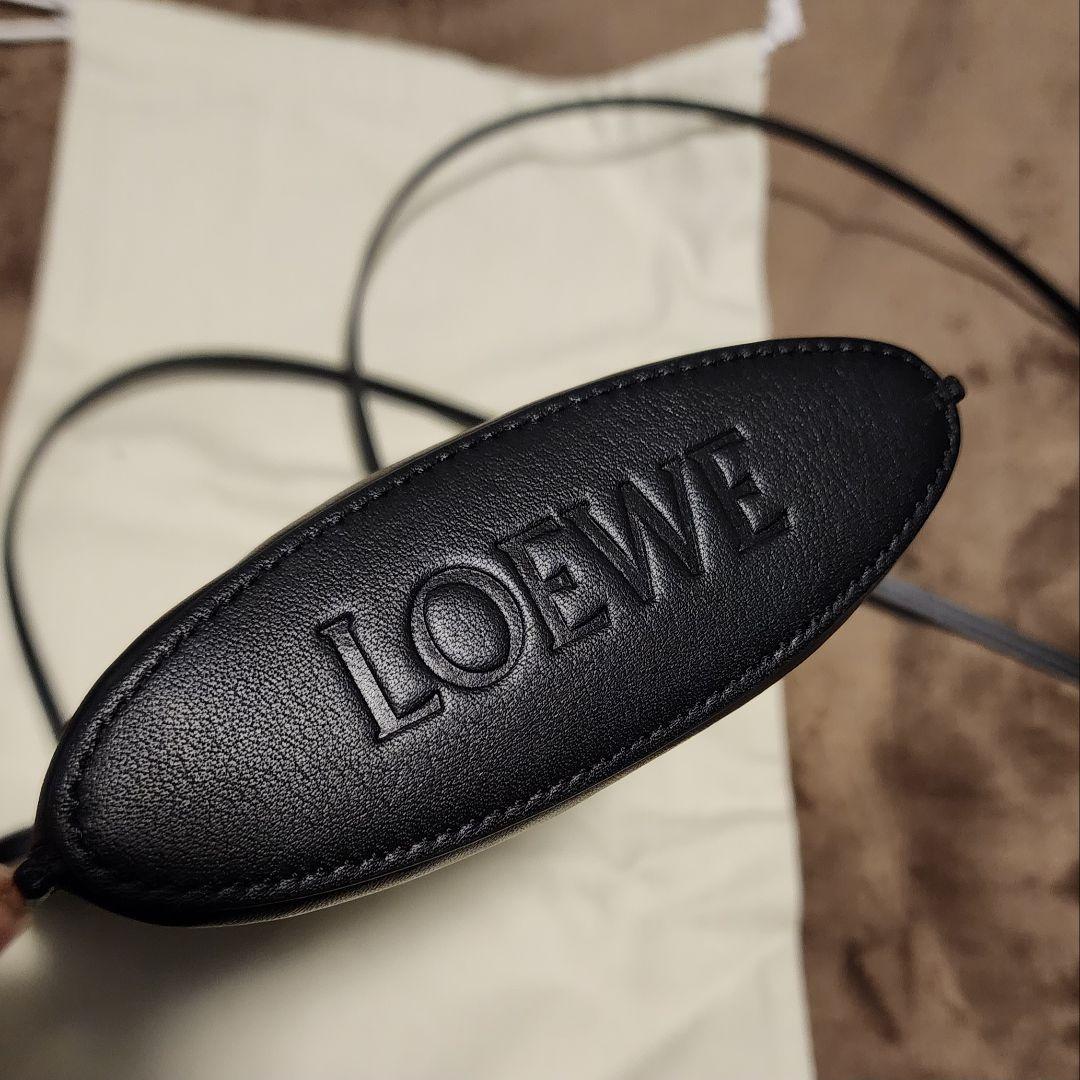Dice pocket in classic calfskin Black - LOEWE