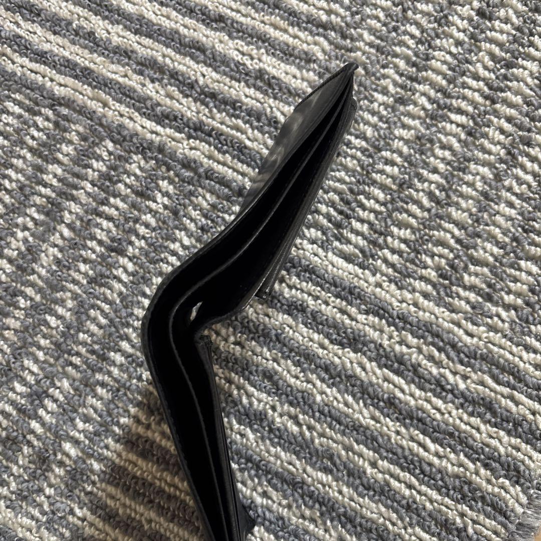 GUCCI ブラックレザー 二つ折り財布