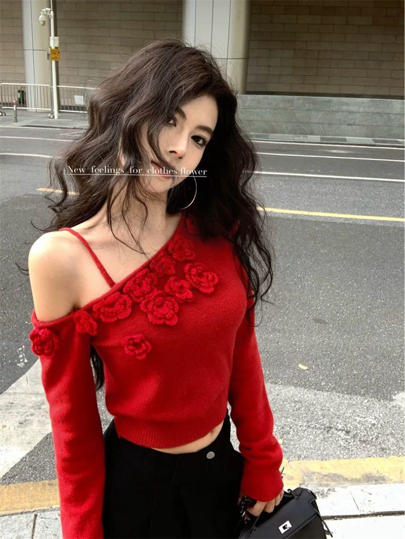 肩出しセクシータイトトップス✿花柄春モテ服デートコーデ　韓国 肩出しセクシータイトトップス✿花柄春モテ服デートコーデ 韓国