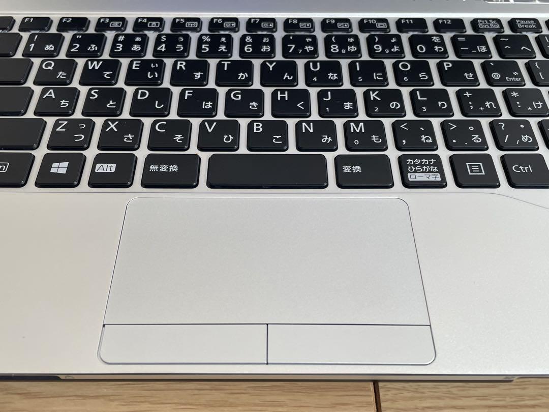 FUJITSU LIFEBOOK FHD液晶 i5-8350U SSD256GB