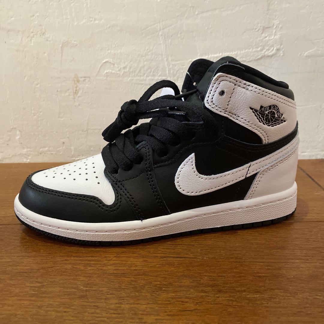 NIKE JORDAN 1 RETRO HIGH OG  21㎝