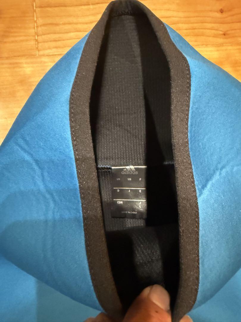 新品　adidas アディダス　青　スウェット　Lサイズ