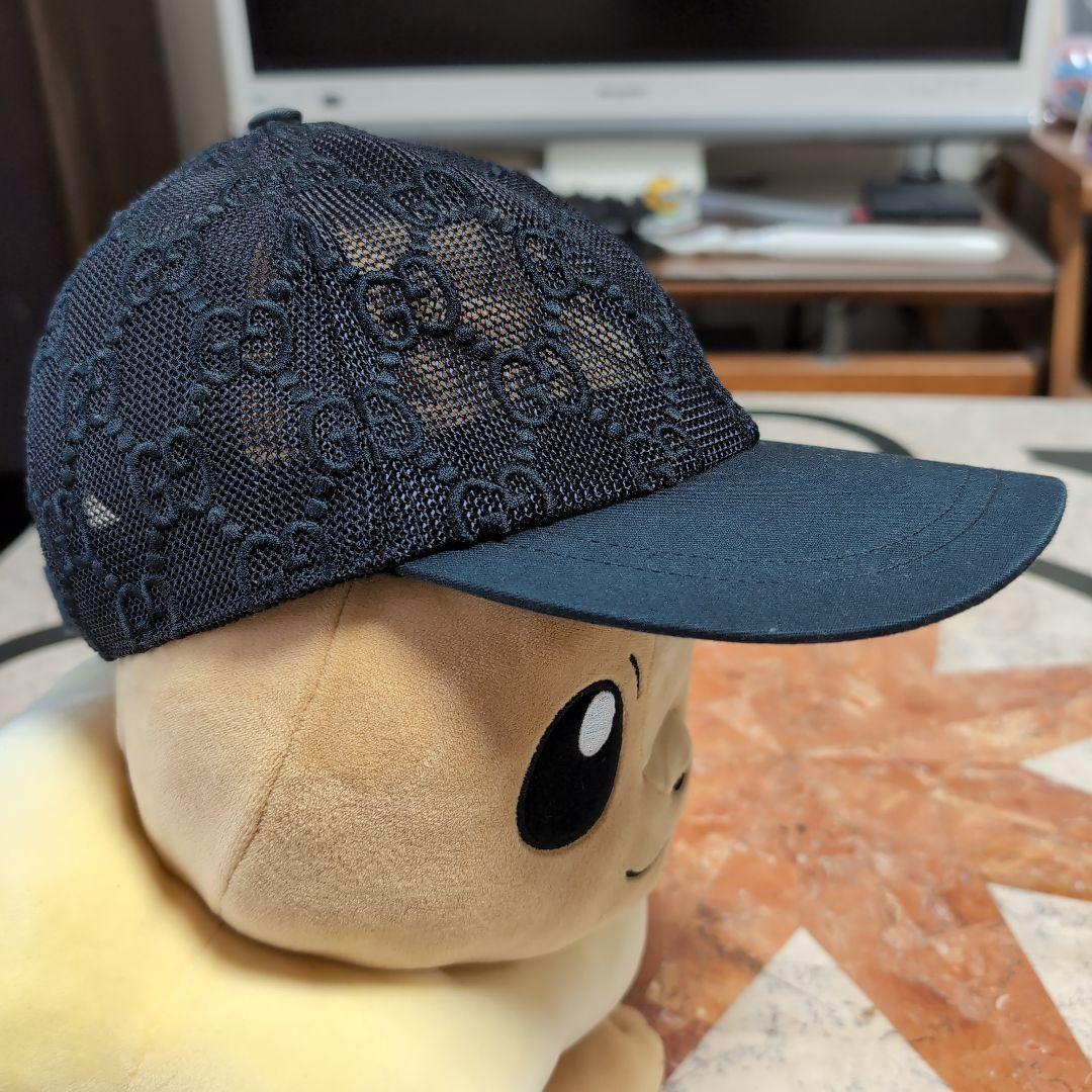 GUCCI黒メッシュキャップ
