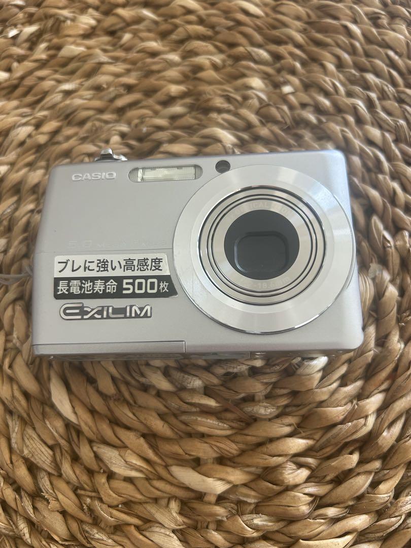 CASIO EX-Z500 コンパクトデジタルカメラ