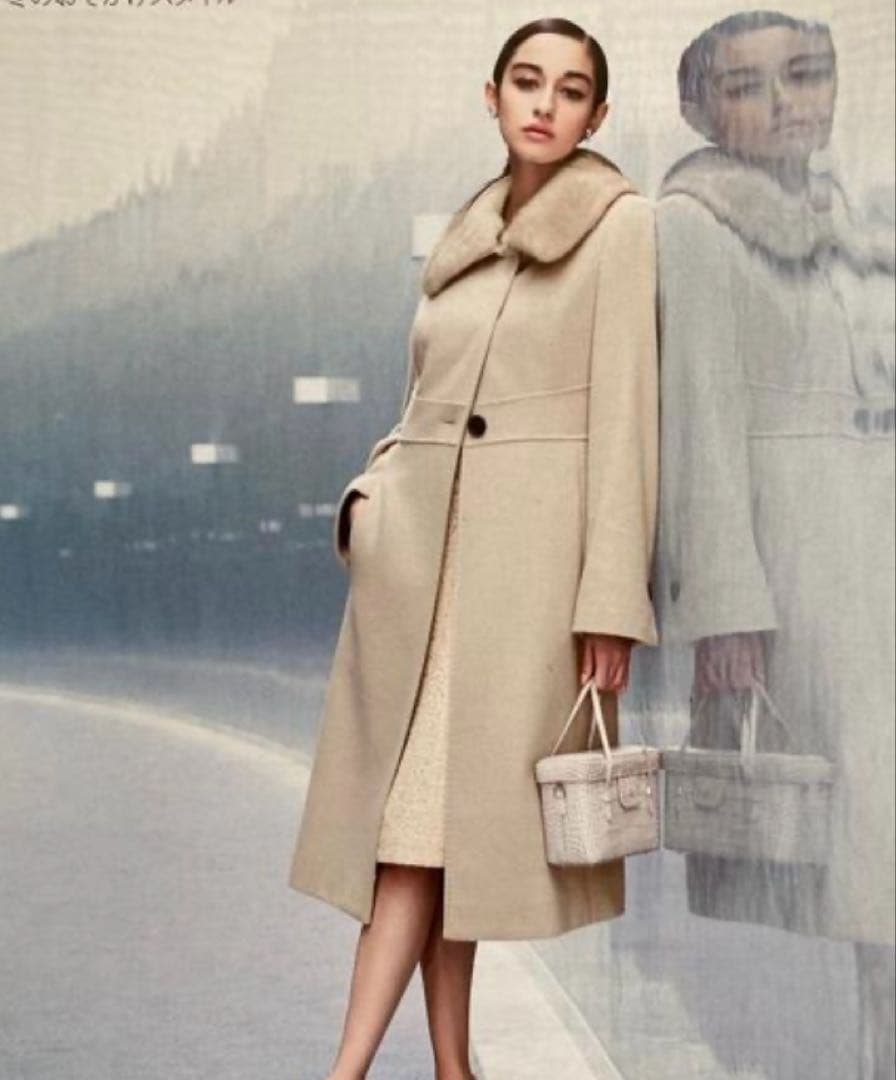 フォクシー　ミンク襟　カシミヤコート　40 コンサーブドフォクシー