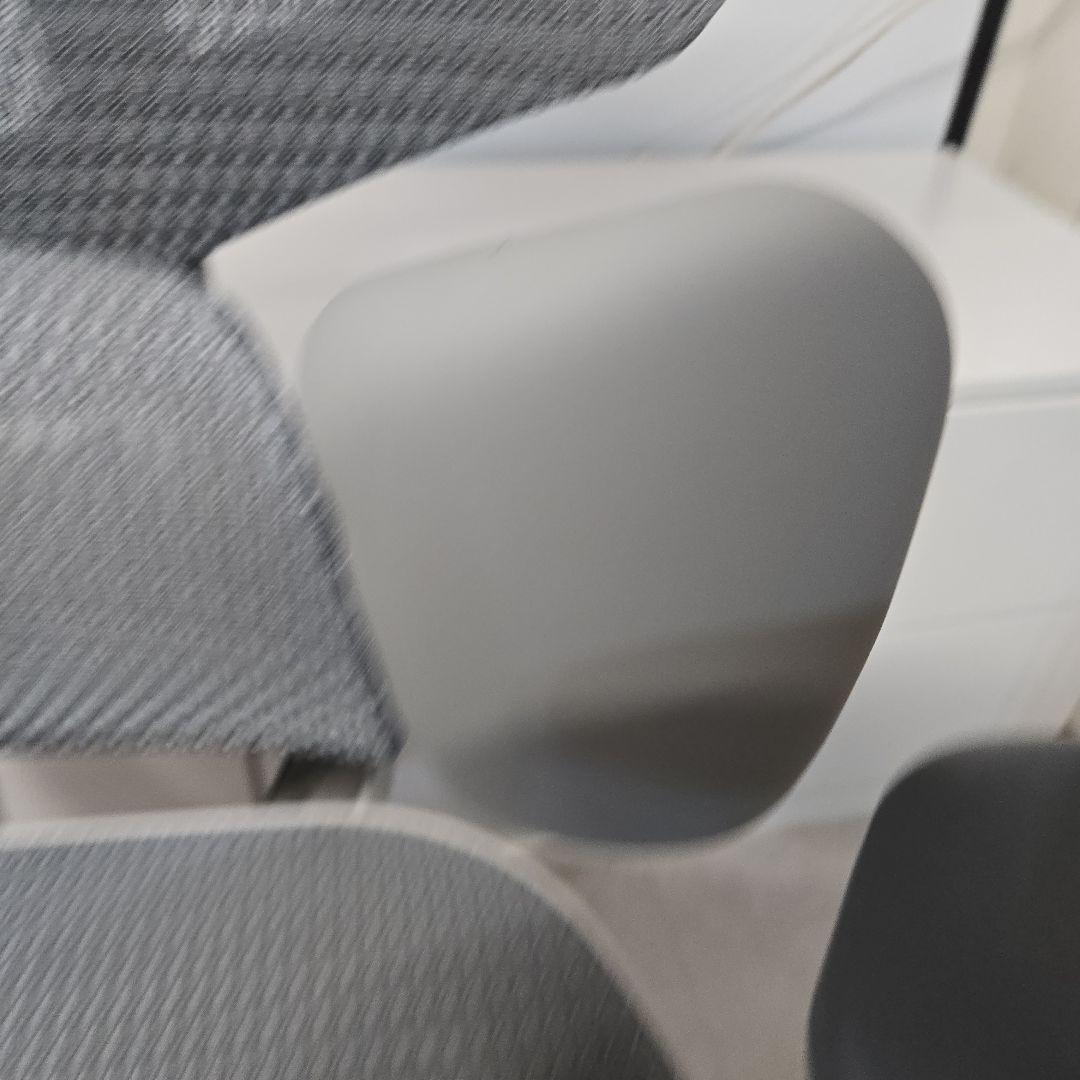 E3 Ultraオフィスチェア