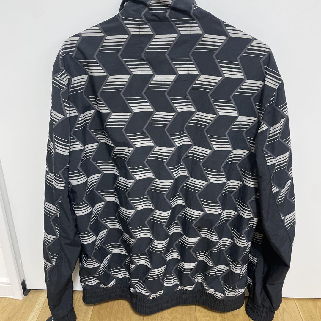 超人気新品 FRED PERRY ブラック/ホワイト M ジャケット・アウター
