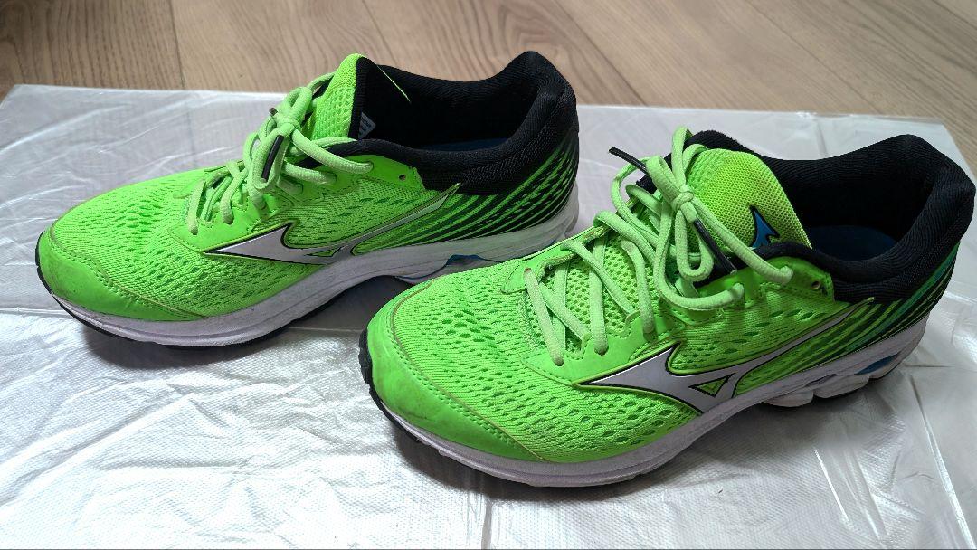 Mizuno ミズノ　waverider22　ランニングシューズ　黄緑
