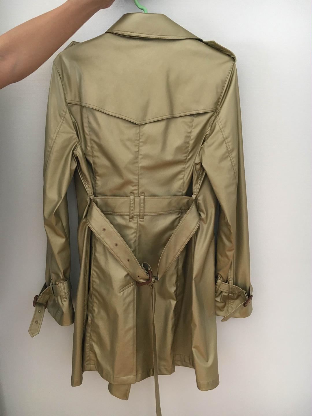 【美品】バーバリーのトレンチコート