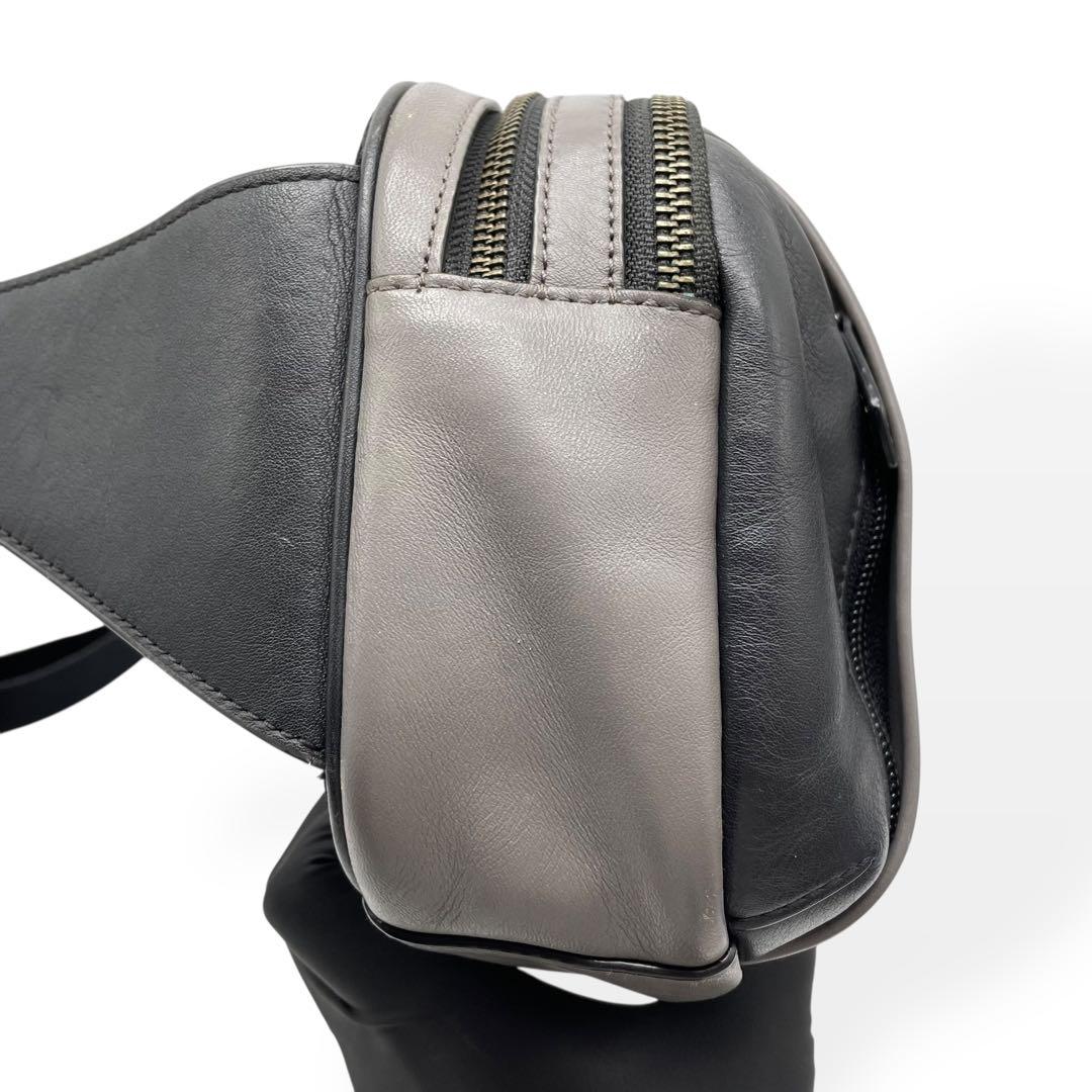 コーチ グラハム ボディバッグ ウエストポーチ レザー グレー 美品 COACH コーチ グラハム ボディバッグ ウエストポーチ レザー