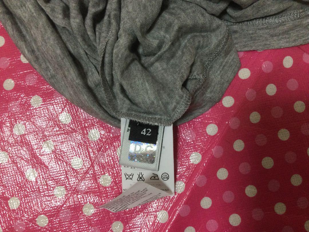 ⭐️新品　D&G ドルチェ&ガッパーナ　半袖Tシャツ　グレー　タグ付き　サイズ42