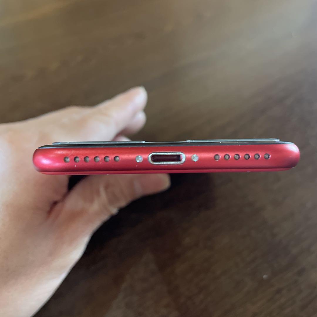 Apple iPhone SE（第2世代）赤128GB本体のみ