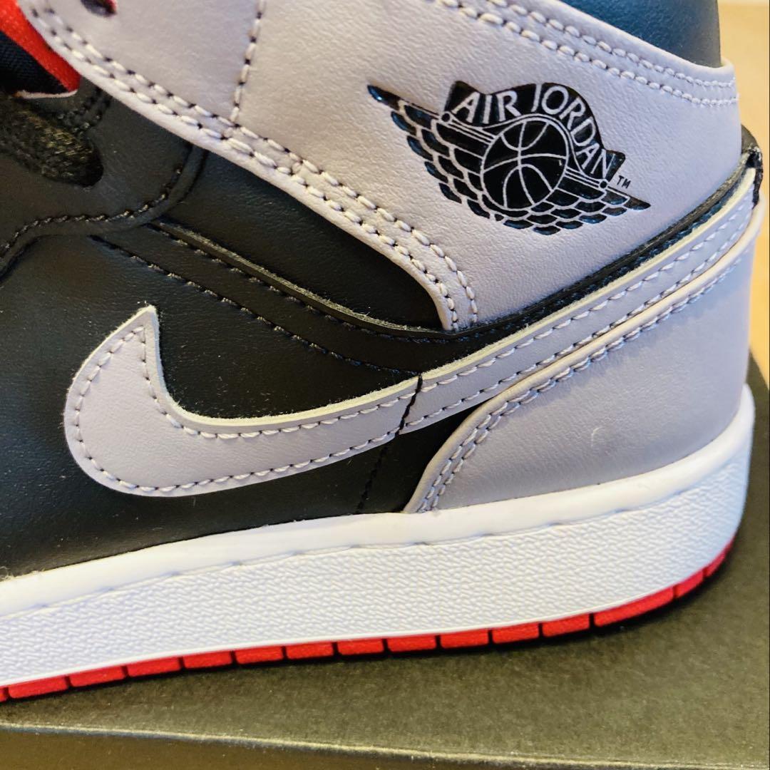 (美品)Nike Air Jordan 1 スニーカー　MID キッズスニーカー