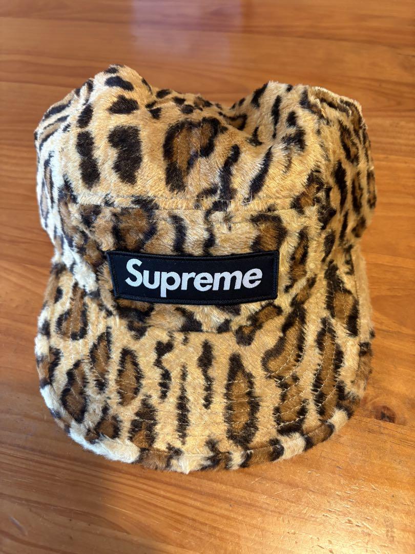 帽子 Supreme GOODENOUGH Crushed Rayon Cap Supreme GOODENOUGH Crushed Rayon Pile Camp Cap (SS25) - $58