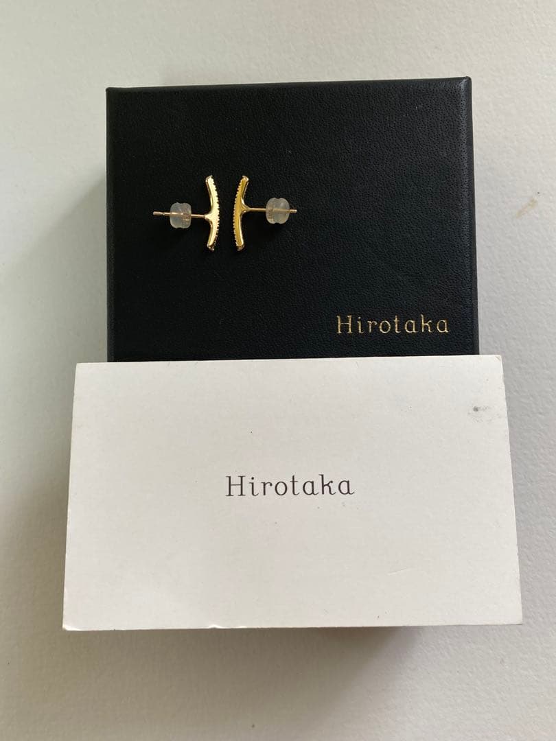 新品 hirotaka ヒロタカ ゴサマー ショートバー ダイヤモンド ピアス 新品 hirotaka ヒロタカ ゴサマー ショートバー ダイヤモンド ピアス