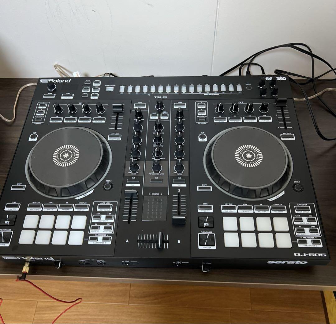 Roland DJ-505 DJコントローラー