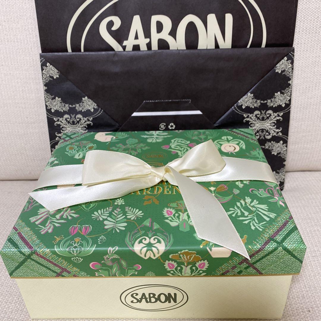 SABON ギフトボックス グリーン花柄