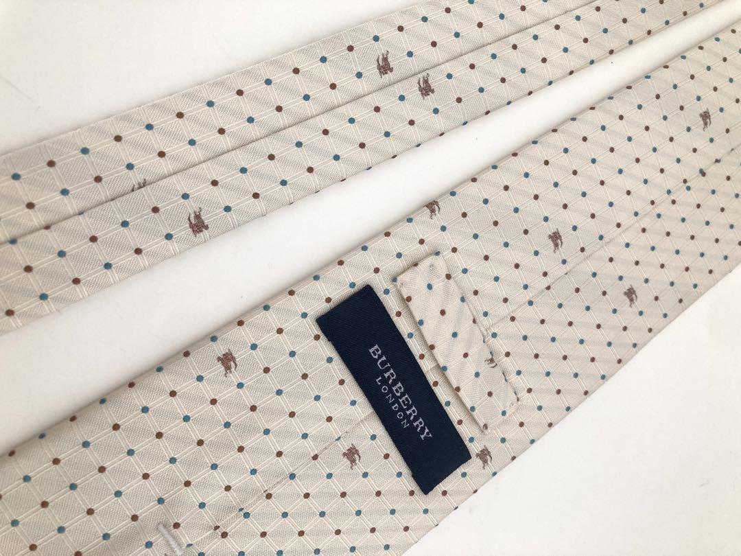 BURBERRY LONDON 100%シルク　ネクタイ