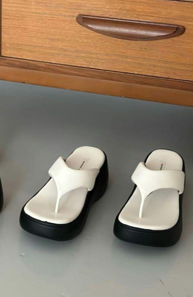 厚底volume sandal　サンダル アガウド