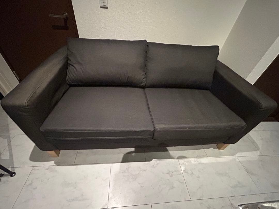 ダークグレー 2人掛けソファ