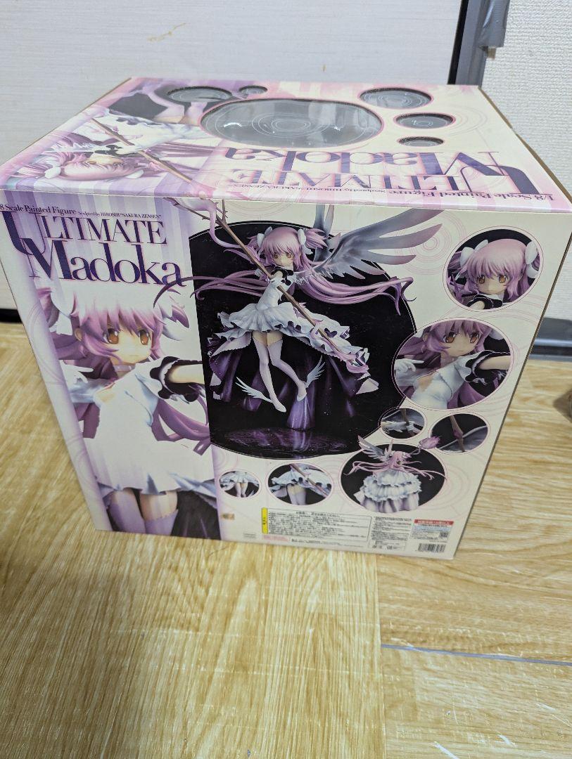魔法少女まどか☆マギカ アルティメットまどか 1/8 完成品