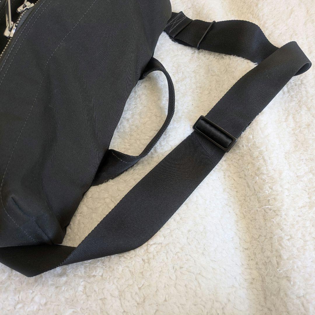 ショルダーバッグ