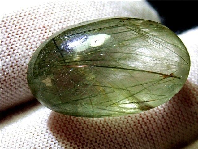 AAA級天然ゴールドルチルクォーツ原石B80P3/52P02A