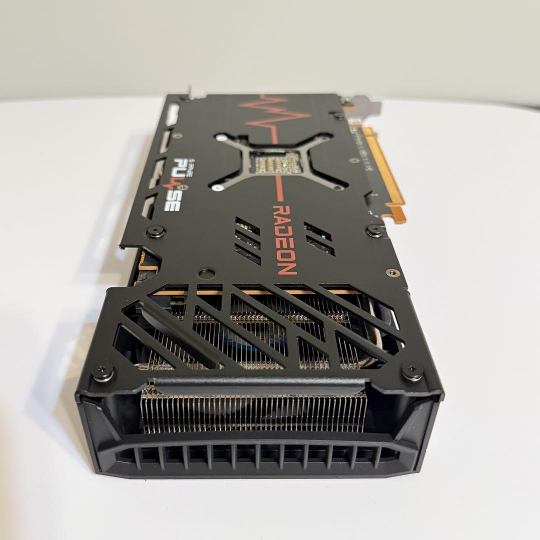 グラフィックボード・グラボ・ビデオカード Sapphire Radeon RX 6600 XT 8GB