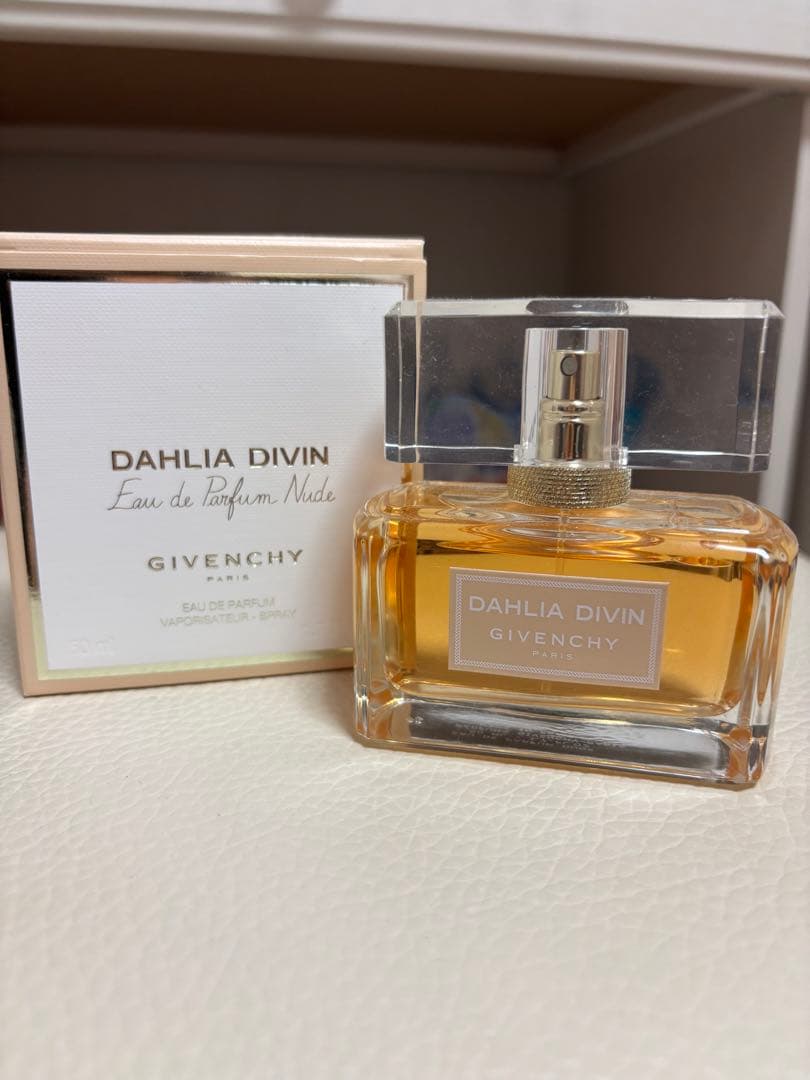 givenchy 香水 ジバンシーGivenchy