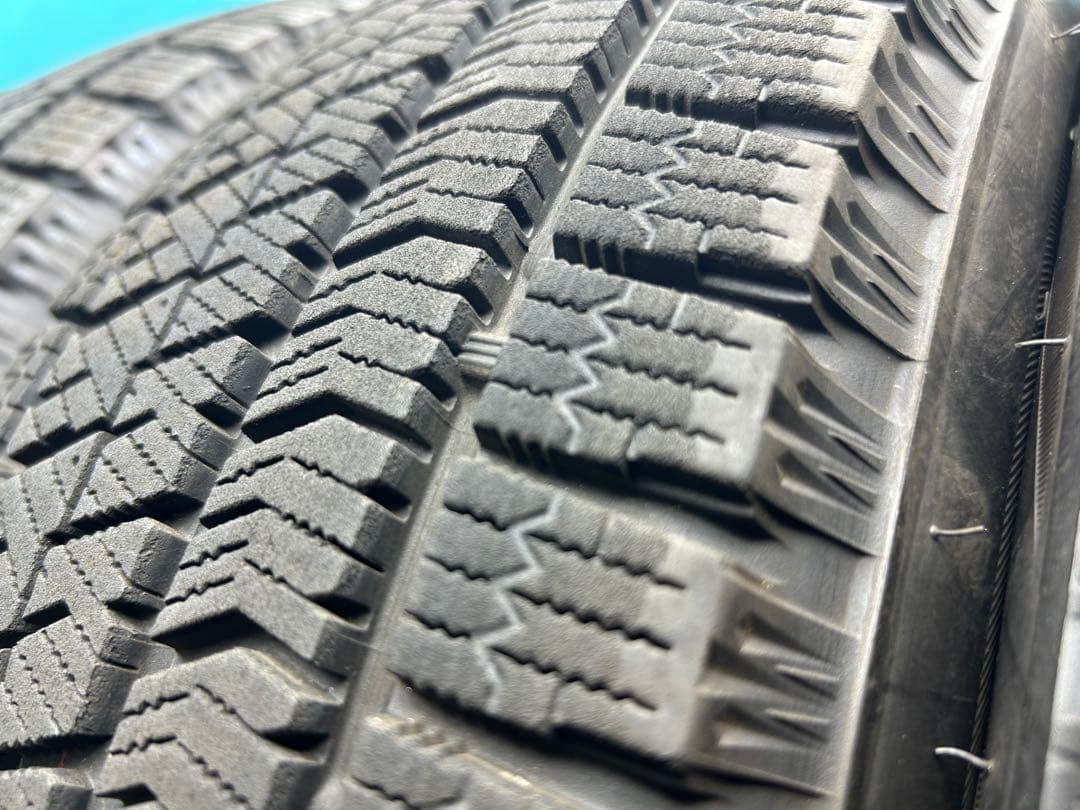 65R15バリ山 スタッドレスタイヤ4本セットBRIDGESTONE